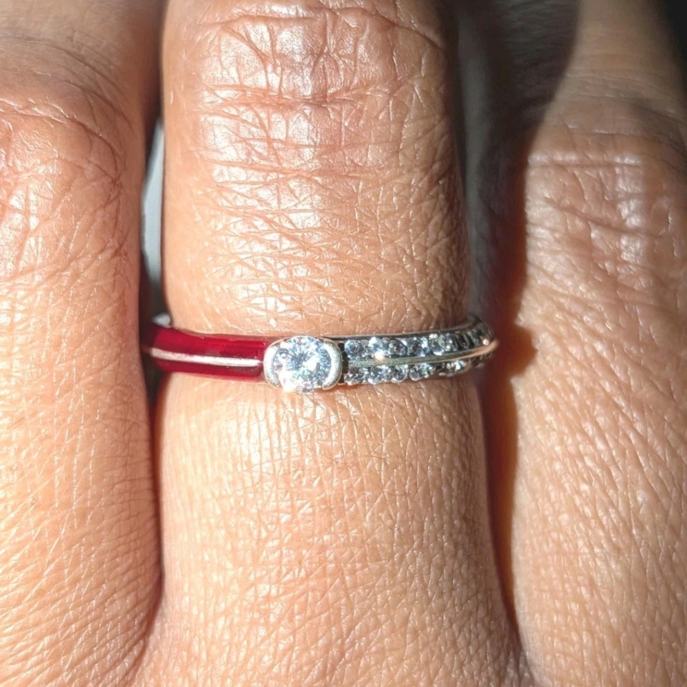 Women's 925 Sterling Silver Pavé Red/Silver Dual Cubic Zirconia Dainty Ring Sz 7